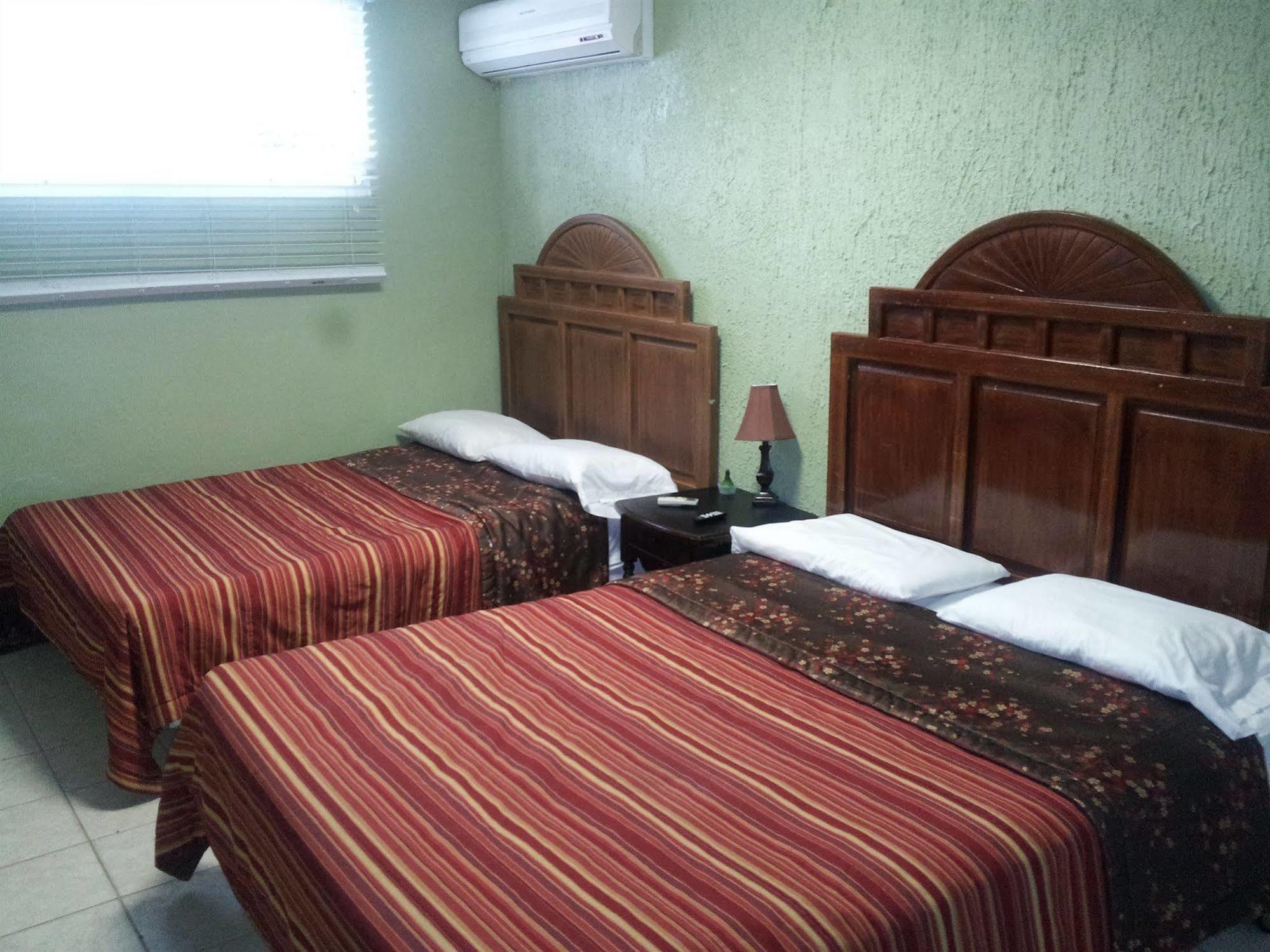 Coqui Inn Carolina Bagian luar foto